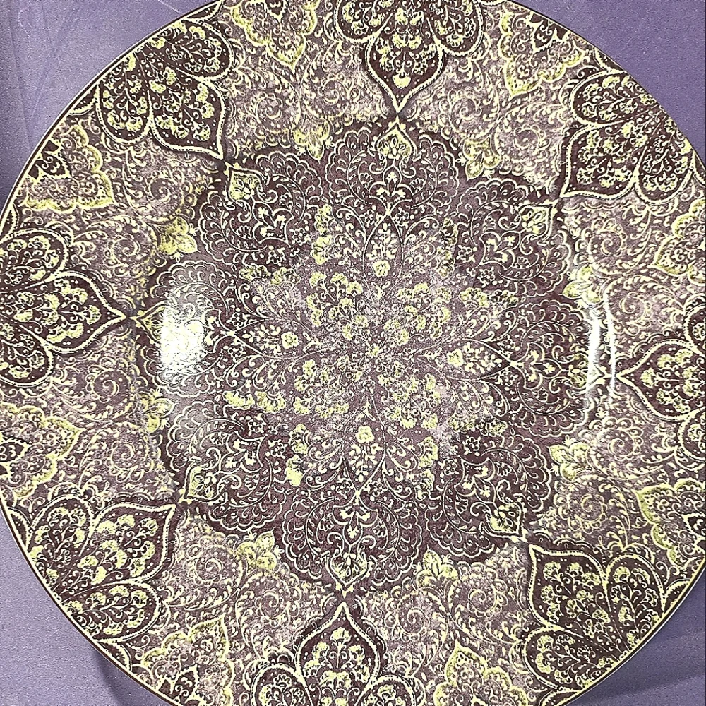 Intricate Patterned Decorative Plate